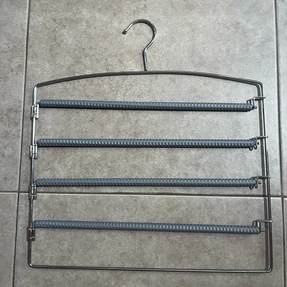 2 RICHARDS 4 Tier Closet & Storage Clothes Hanger Space Saving w Swing Arms NWOT